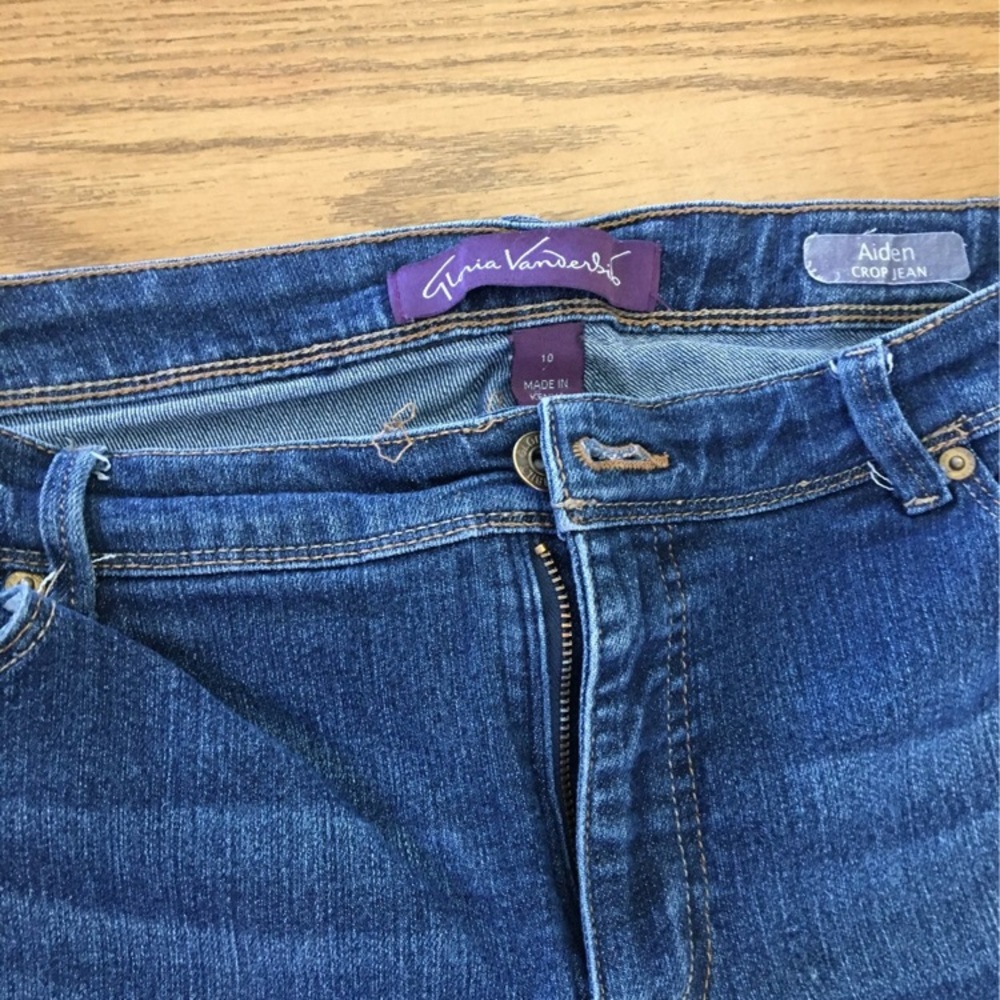 Gloria Vanderbilt jeans size 10